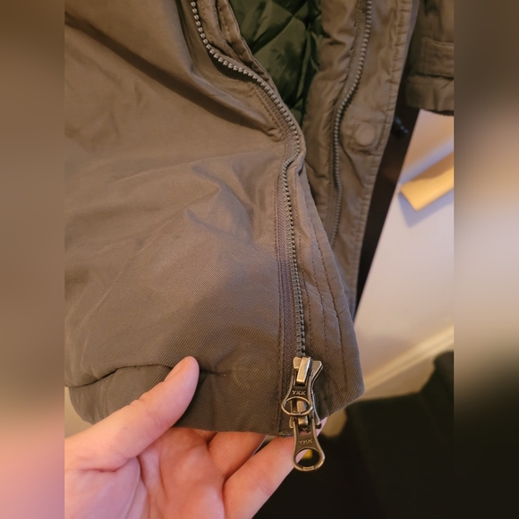 TNA Summit Parka - Picture 5 of 5